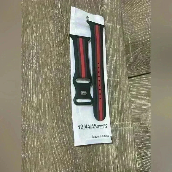 Jewelry - NIB Apple Watch Bands 42/44/45mm/S